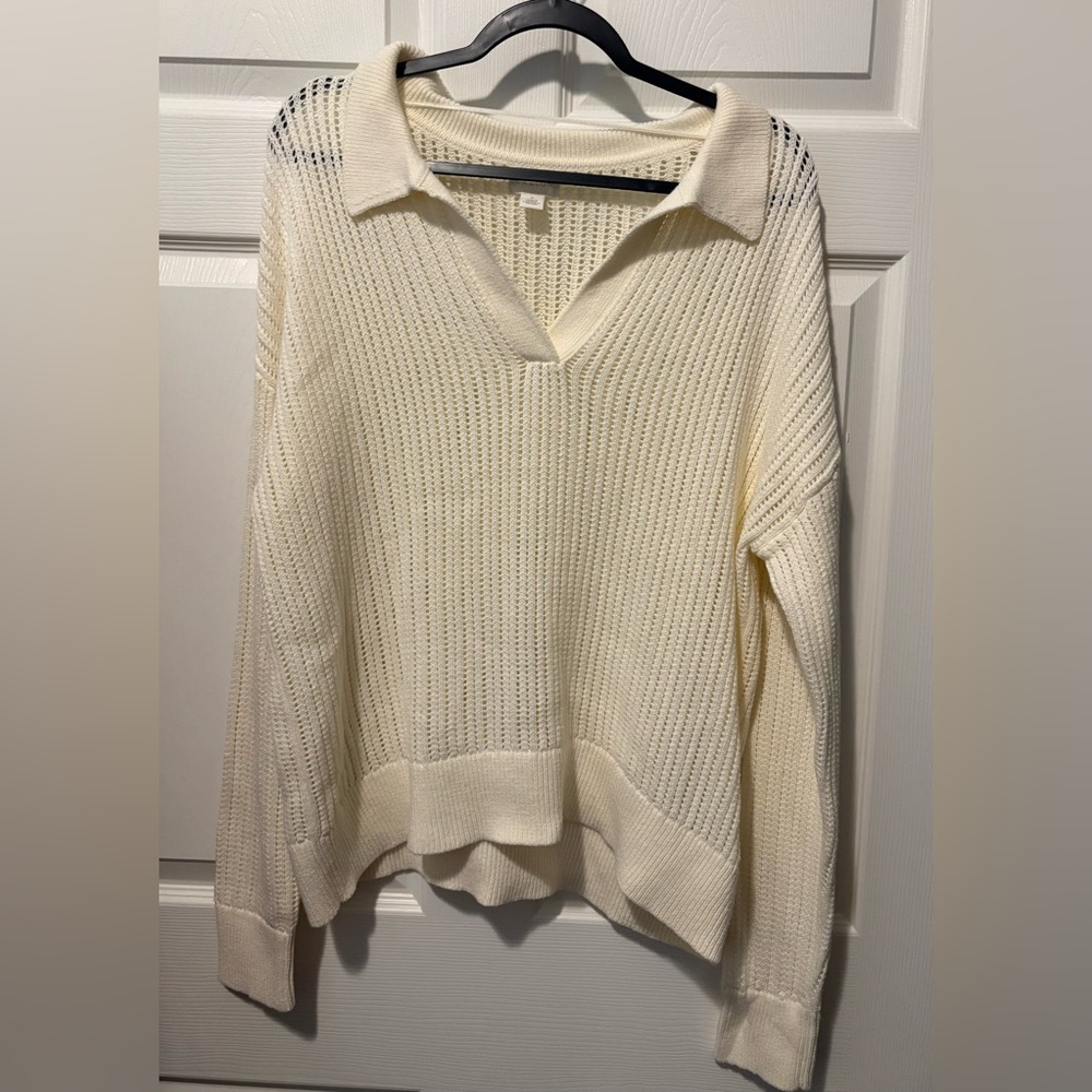 Caslon Cream V-Neck Women's Sweater